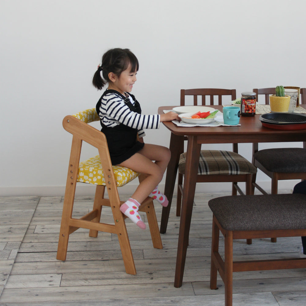 High chair coffee online table